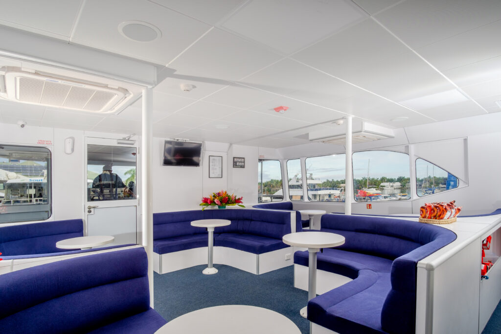 Captains Lounge